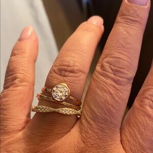 Elegant RoseGold Ring/Sterling Silver, Bezel 1CT Moissanite Stone.